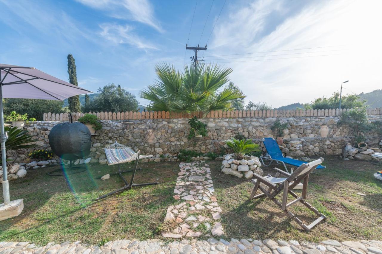 Stelios Stone House Sinarades Villa Kouramades Exterior photo